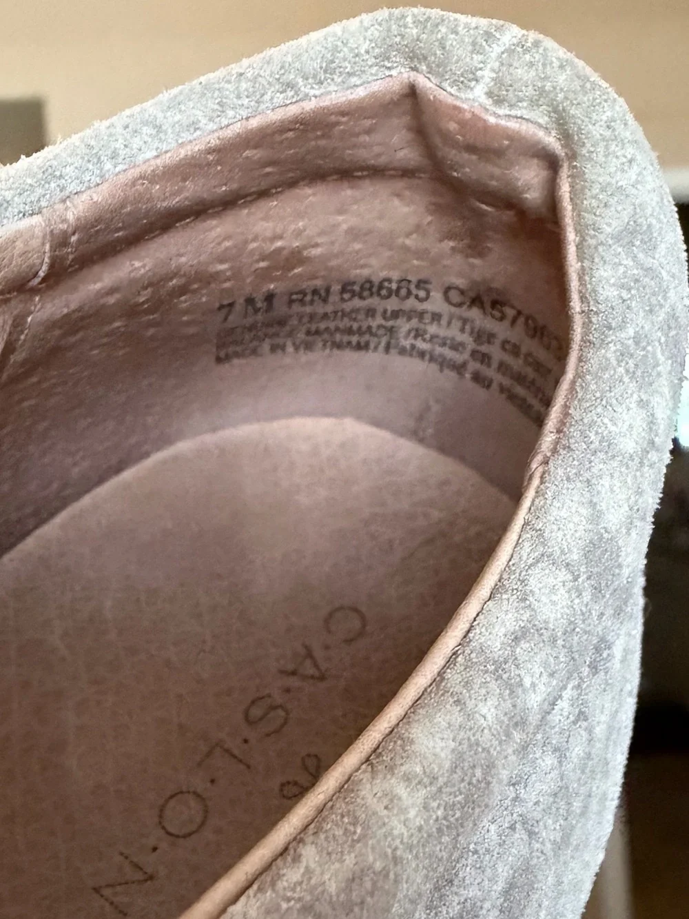 Caslon Allie Gray Suede Python Snakeskin Hidden Wedge Sneaker Women’s Size 7